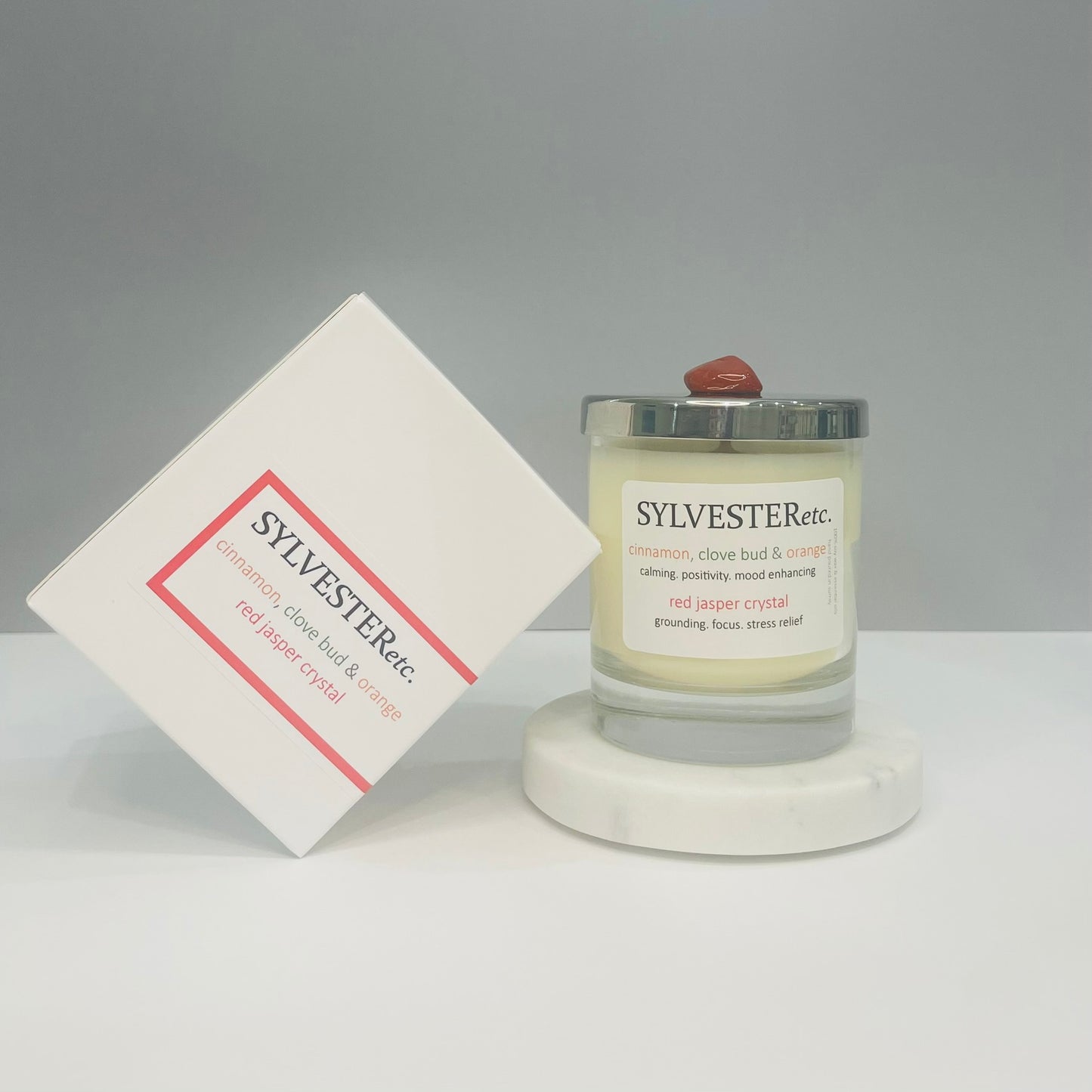 Cinnamon, Clove Bud & Orange Red Jasper Crystal Festive Candle